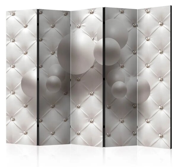 Paravento design White Kingdom II - motivo trapuntato rosa in forma 3D