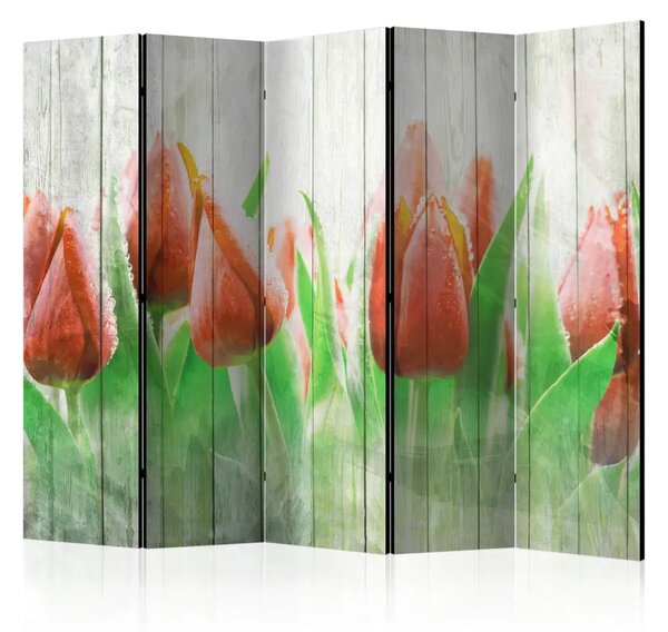 Paravento design Tulipani rossi su legno II - fiori di tulipano su sfondo di legno