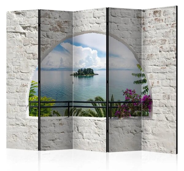 Paravento design Isola di Corfù II - Vista da una finestra su mare e isola con alberi