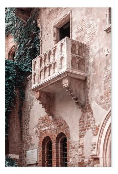 Quadro contemporaneo Balcone casa di legno di mattoni - Foto con un'architettura italiana