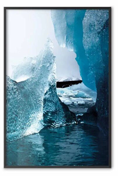 Poster: Abstrazione ghiacciata - acqua tra ghiacciai su paesaggio invernale
