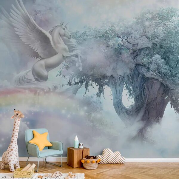 Carta da parati moderna Unicorno e albero magico - terra blu e arcobaleno tra le nuvole