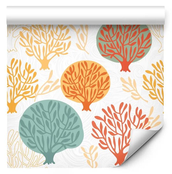 Tappezzerie Quattro stagioni - alberi colorati con tempo ventoso su sfondo chiaro