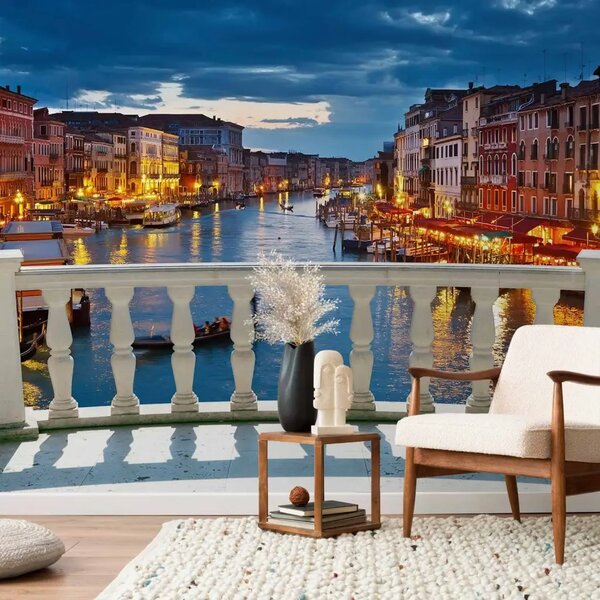 Carta da parati moderna Venezia di notte - vista dal ponte sull'architettura veneziana e sulla vita notturna