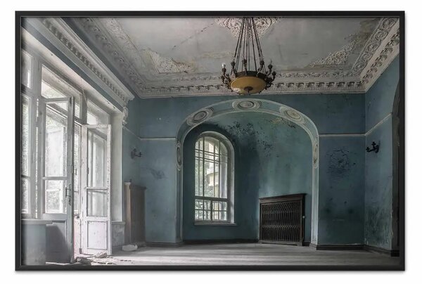 Poster: Salotto storico - antica stanza con grandi finestre decorate