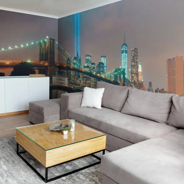 Carta da parati moderna New York e Ponte di Brooklyn - architettura cittadina notturna con grattacieli