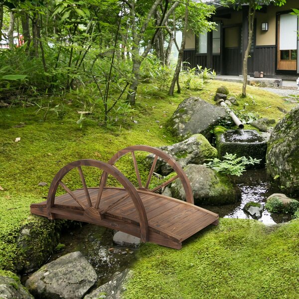 Outsunny Ponte da giardino in legno di abete, ponte in legno con design a ruota, ponte per stagno fino a 150 kg 100 x 50 x 37 cm Verkohlt | Aosom Italy