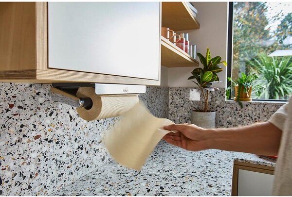Portarotolo da cucina da parete da parete argentato in plastica RollGrip – Joseph Joseph