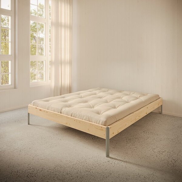 Letto matrimoniale di colore naturale in pino massiccio senza testiera con rete inclusa 180x200 cm Core – Karup Design