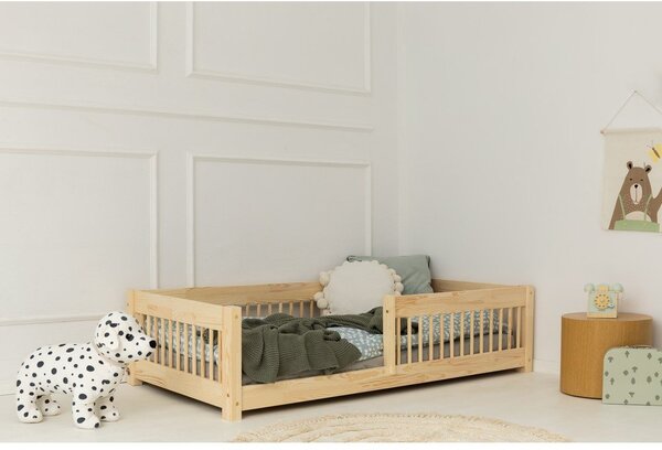 Letto per bambini in legno di pino in colore naturale 70x140 cm Mila CPW - Adeko