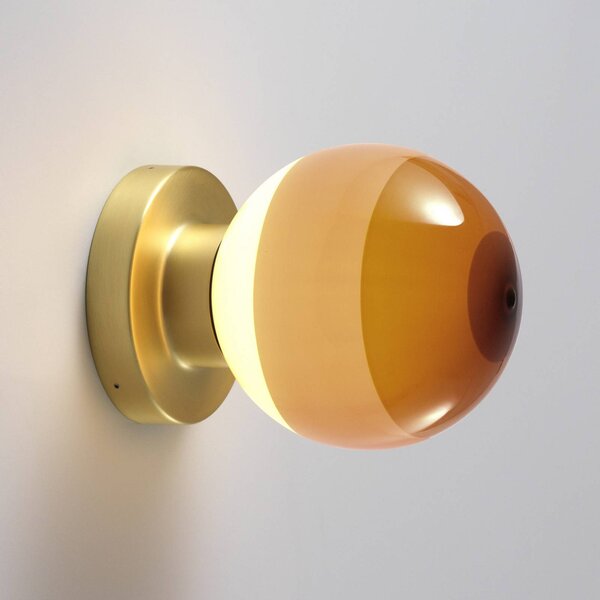 MARSET Applique da parete di design Dipping Light A2, dimmerabile, Ottone / Oro, Soggiorno / Sala da pranzo, Metallo, Design, Applique