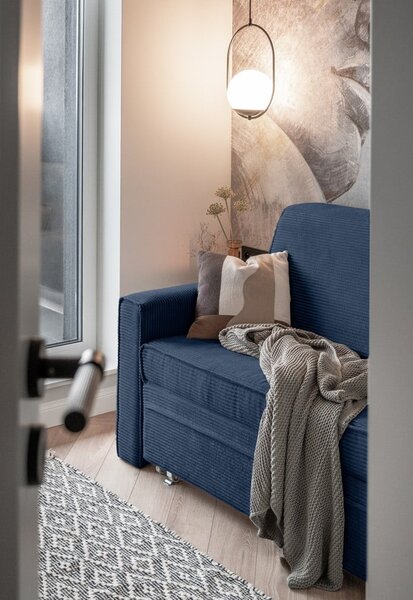 Divano letto blu scuro 168 cm Lucky Lucy - Miuform