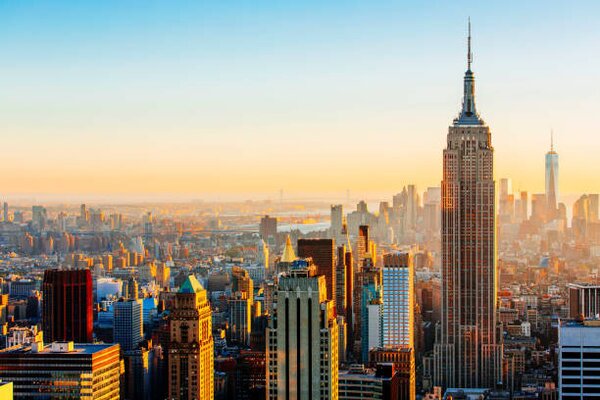 Fotografia artistica Manhattan skyline on a sunny day, Alexander Spatari, (40 x 26.7 cm)
