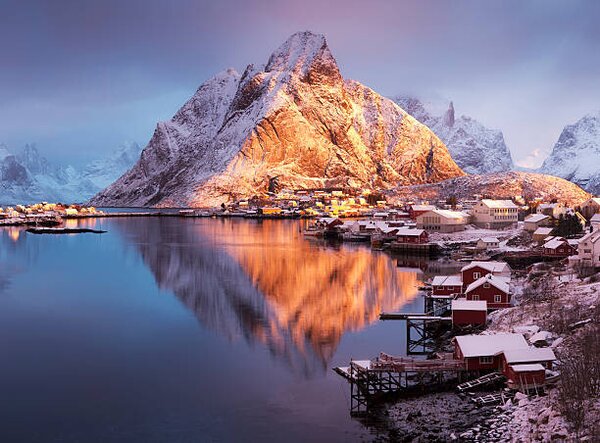 Fotografia Winter in Reine Lofoten Islands Norway, David Clapp, (40 x 30 cm)