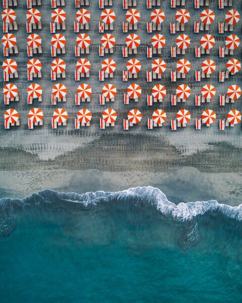 Fotografia artistica Aerial shot showing rows of beach, Abstract Aerial Art, (30 x 40 cm)