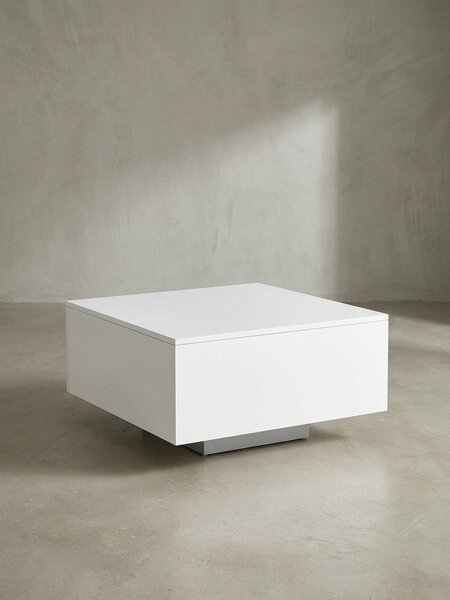 Tavolino in legno, elegante tavolo a C da salotto dal design purista. 60x60x35 cm | Kadima Design