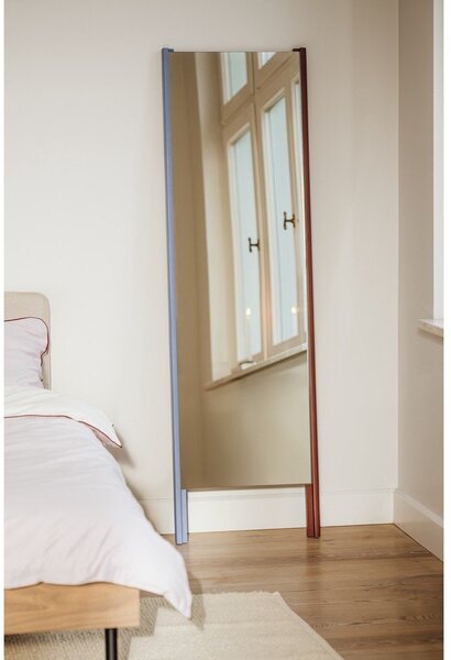 Specchio da terra con telaio in legno massiccio 49x166 cm Lun – noo.ma