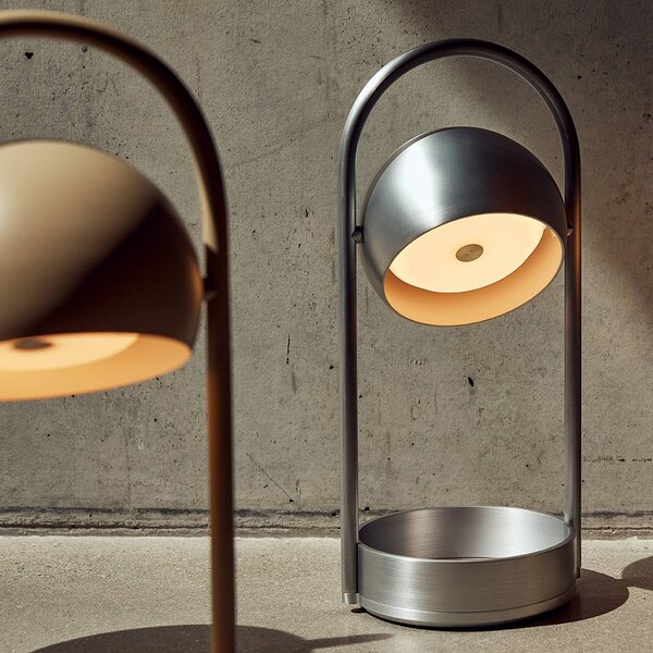 FRANDSEN Lampada da tavolo a LED Ball Portable, dimmerabile, Alluminio / Grigio / Zincato, Soggiorno / Sala da pranzo, Metallo, Design, Lampada da tavolo LED