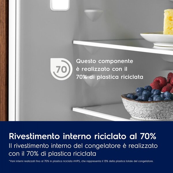 Electrolux Frigorifero da Incasso Combinato 248 Litri Classe D No Frost serie 700 - ENA7CD18S