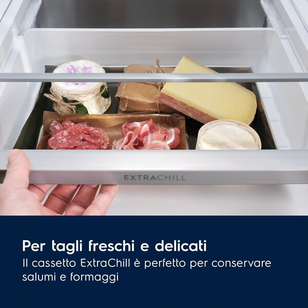 Electrolux Frigorifero da Incasso Combinato 248 Litri Classe D No Frost serie 700 - ENA7CD18S