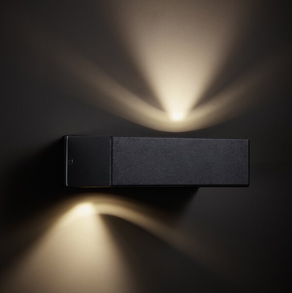 BRILLIANT ABBOT Lampada da parete per esterni a LED | 5 cm di altezza 17 cm di larghezza | 10W 920 lm 3000 K | IP44 | metallo/vetro