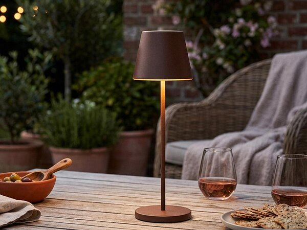 FHL easy! 850349 Lampada da tavolo Cosenza 2.0 Metallo color ruggine Funzionamento a batteria, cavo USB, inclusa stazione di ricarica