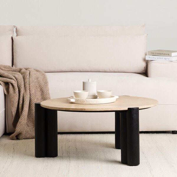 Tavolino TAPTI con piano in travertino 80 cm, beige/nero - Tavolino da salotto rotondo in legno massello di mango, tavolino da caffè, tavolino con effetto marmo, moderno tavolino da salotto