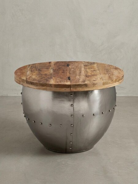 Tavolino "Serchio", rotondo, stile industriale, legno massello/metallo, spazio contenitivo. 60x60x43 cm | Kadima Design