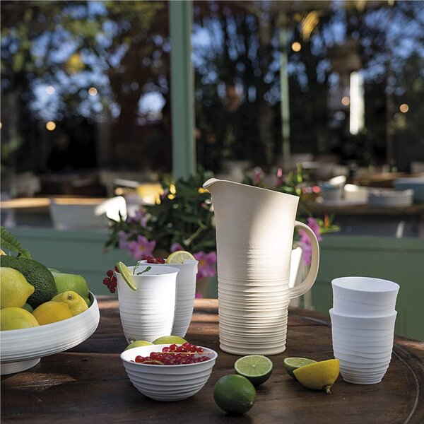 Caraffa con Coperchio, Tierra Realizzata riciclando 20 bottiglie d'acqua 18,7x13,4x10x h26,9 cm - 1800cc Post Consumed Recycled Poliestereastic, colore Verde alga