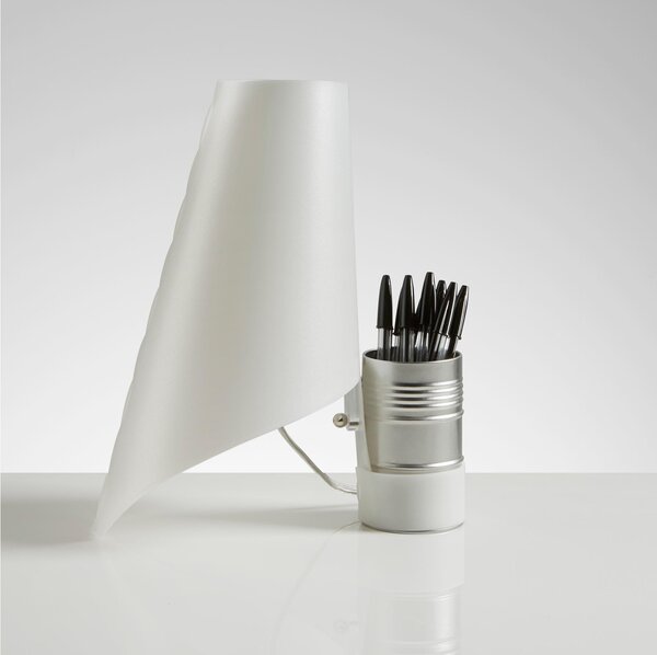 Lampada da Tavolo in polipropilene con portapenne NEVEA � 27xh57cm paralume bianco perla
