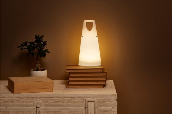 Lampada da Tavolo Ricaricabile Autonomia 9 ore 19x14xh40 cm Led 4W luce calda 3000K colori grigio