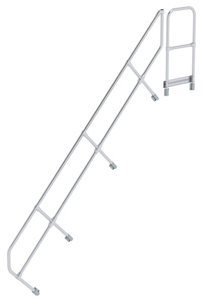 Scala con piattaforma a 45° secondo corrimano per 12 gradini inclinazione 45°
