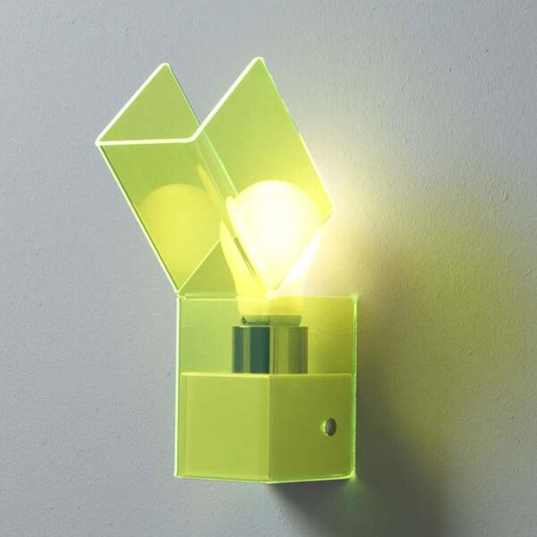 Applique da muro GEA 7.5x14.5xh24 cm supporto metallo paralume in metacrilato Verde Fluorescente