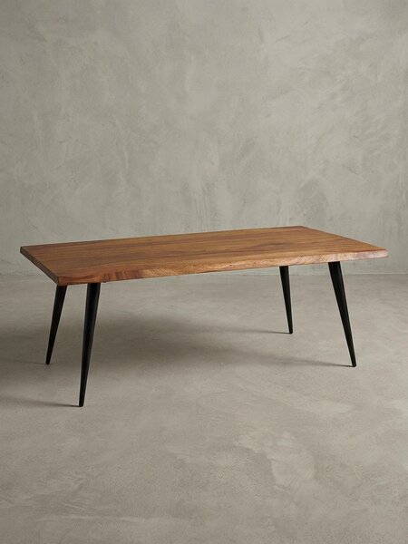 Tavolino Sheesham, legno massello, bordo naturale, struttura in metallo, realizzato a mano con vernice protettiva. 110x60x40 cm | Kadima Design