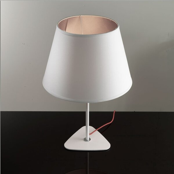 Lampada da tavolo 40x40xh60cm struttura in acciaio verniciata bianco opaco e paralume in tessuto ignifugo bianco con interno argento