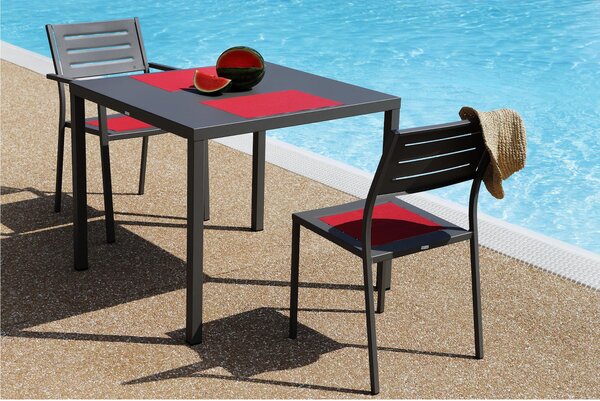 Set 2 sedie da giardino impilabili DORIO 1 in acciaio pre-zincata Verniciatura poliestere, 64x48xh97 cm, peso 6.3 kg, prodotto in italia, 100 x 100 riciclabile