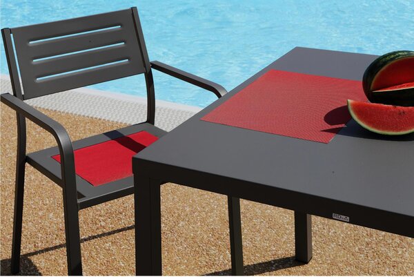 Tavolo Da Giardino impilabile DORIO Dimensioni 80x80xh75 cm - Peso 14,3 kg struttura in acciaio trattato antiruggine 100x100 riciclabile colore grigio antracite