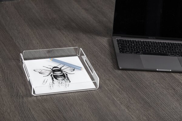 Vassoio quadrato like water mini bee, dimensioni h20x20x4 cm, spessore 5 mm