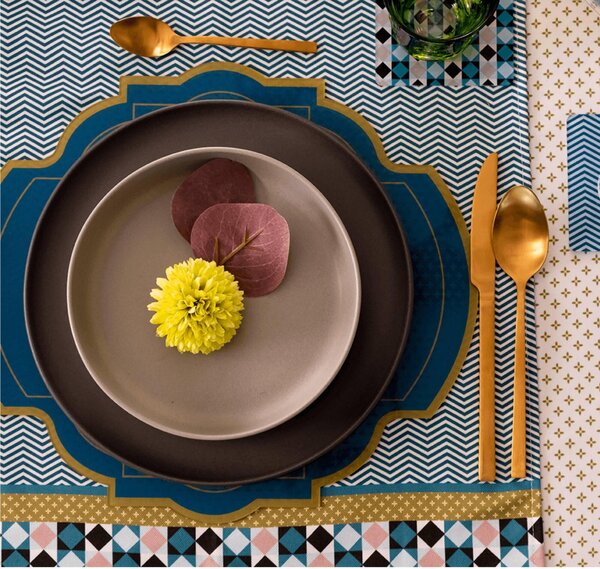 Sottopiatti Modello Imperiale set 2 Pezzi in cristallo acrilico MODERN DECOR 37x33 spessore 2 mm cristallo acrilico colore Ottanio