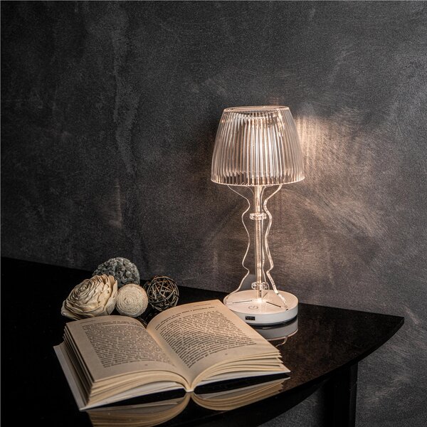 Lampada piccola MINI lady a led ricaricabile Dotata di interruttore Dimmer touch , dimensioni 14x14xH33 cm, Autonomia 8 ore spessore 6 mm trasparente