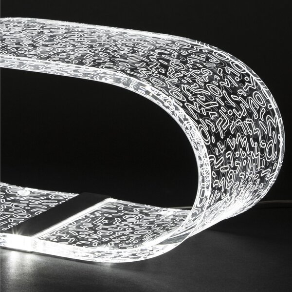 Lampada da tavolo Futura Led Grande ABSTRACT 33x14,5xh16 cm 5 W -6.000 K in plexiglas inciso acrilico trasparente