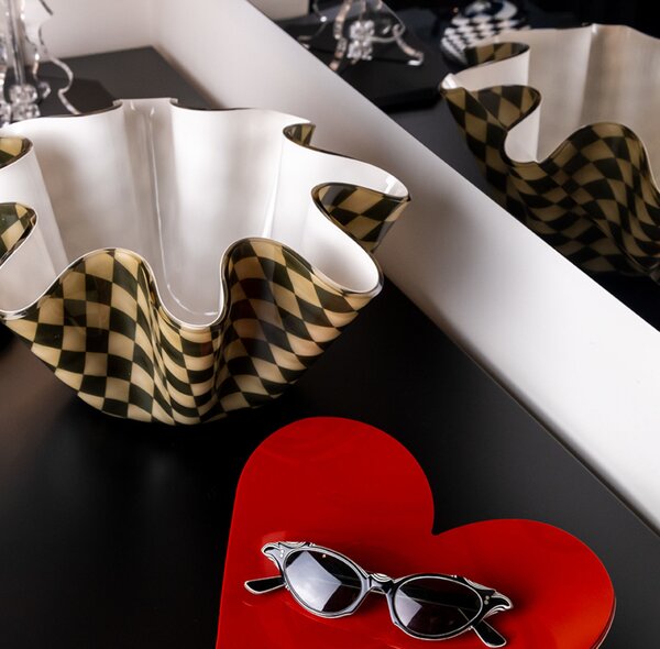 Portabottiglia/Centrotavola moderno piccolo in plexiglass decoro 48,5xh20 cm 6 bottiglie bicolore tortora satinato