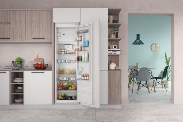 Indesit Frigorifero da Incasso Monoporta Capacit 285 Litri Classe energetica E Raffreddamento Statico colore Bianco - INSD184011B1 FR