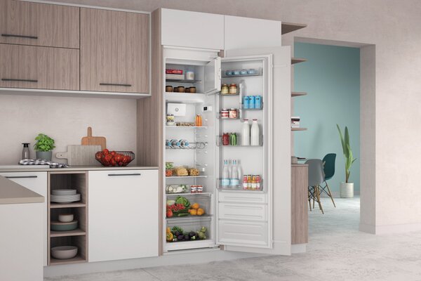 Indesit Frigorifero da Incasso Monoporta Capacit 285 Litri Classe energetica E Raffreddamento Statico colore Bianco - INSD184011B1 FR
