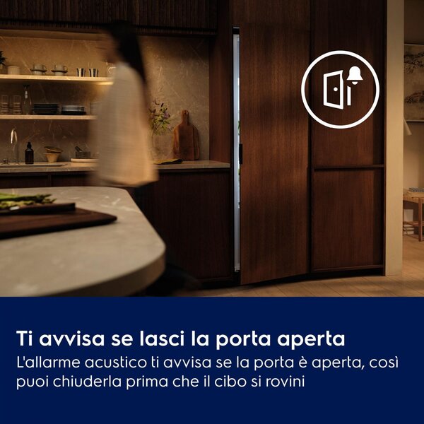 Electrolux Frigorifero da Incasso Combinato Capacit 249 Litri Classe energetica E Raffreddamento No Frost colore Bianco - LNA7CE18S0 Serie 700