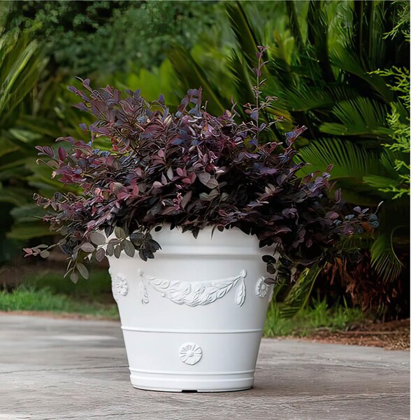Vaso festonato in Polietilene con decoro a rilievo TONDO dimensioni 55x43xh 45 cm adatto interno esterno colore bianco