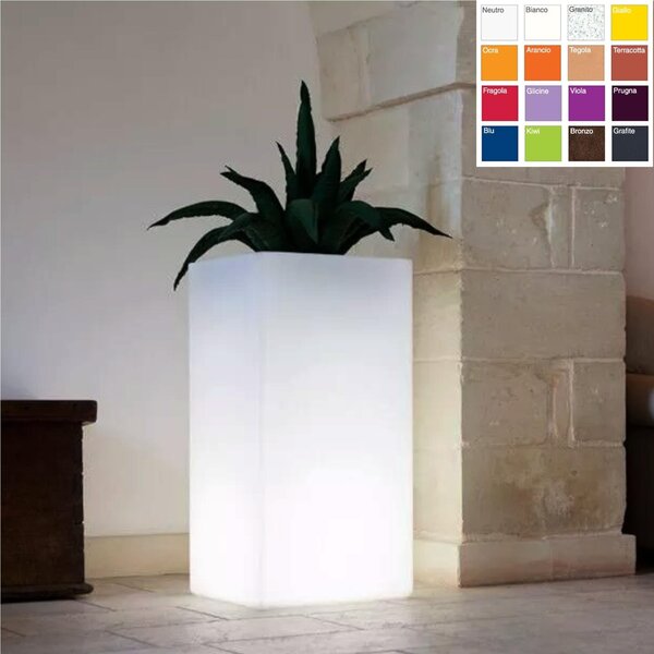 Portavaso alto KEAL Vaso in polietilene con sistema 90 cm ideale per arredare al meglio sia un ambiente interno che esterno