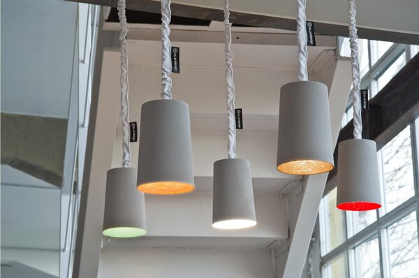 Lampada da Soffitto Paint cemento colore grigio Altezza 17,5 cm Diametro 12 cm, realizzata in laprene, nylon, nebulite, vernice effeto cemento