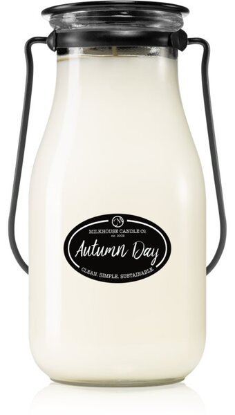 Milkhouse Candle Co. Creamery Autumn Day candela profumata I. Milkbottle 396 g