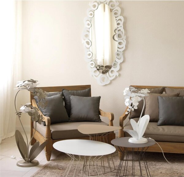 Lampada da tavolo ORCHIDEA piccola a forma di orchidea Dimensione 38x20x h57 cm classica abat-jour Colore Bianco Neve